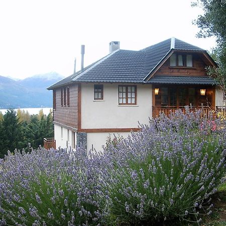 Arelauquen Bungalows&Suites San Carlos de Bariloche Extérieur photo