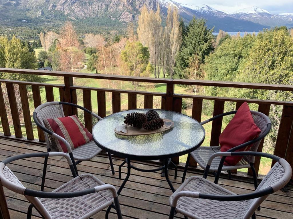 Arelauquen Bungalows&Suites San Carlos de Bariloche Extérieur photo